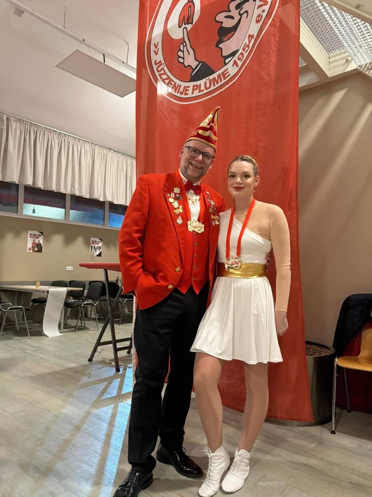 Ingo und Tochter bei der KG Jüzzenije Plüme 1954 e.V.